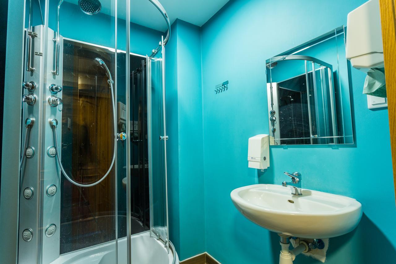 Greenwood Hostel Centrum Warszawa Eksteriør billede